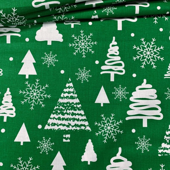 Baumwollstoff - weiße Weihnachtsbäume auf grünem Hintergrund
