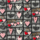 Baumwollstoff - 3D Patchwork-Herzen auf Grau