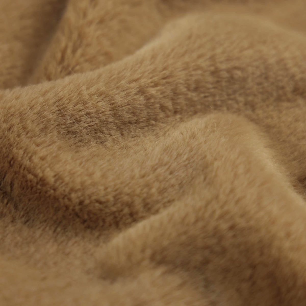 Weicher gestrickter Kunstfellstoff CORTO - Cappuccino