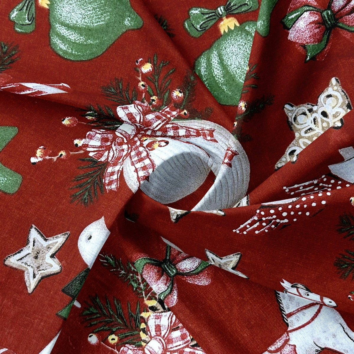 Cotton Fabric - Christmas rocking red