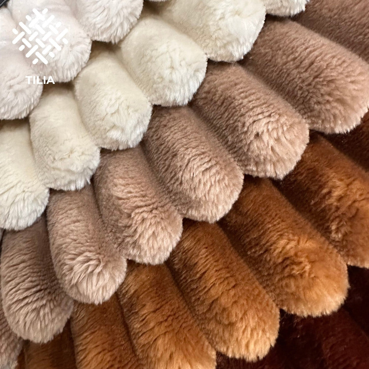 Upholstery Fabric TILIA Velour - Dirty Pink